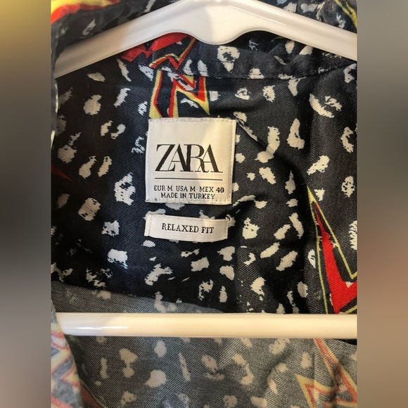 Zara viscose, button-down shirt size medium - Picture 7 of 7